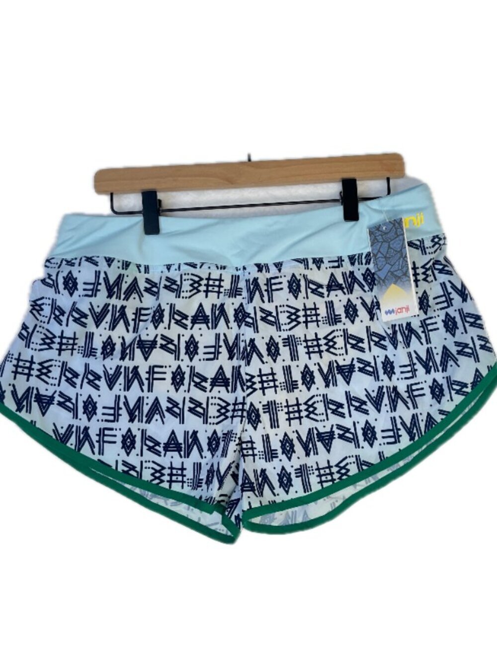 NWT Janji Run For Guatemala Geo Print Vented Shorts Women's sz L Activewear